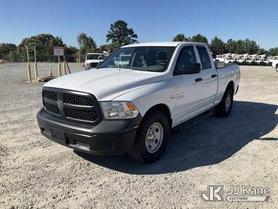 2014 Ram 1500 4x4 Extended-Cab Pickup Truck