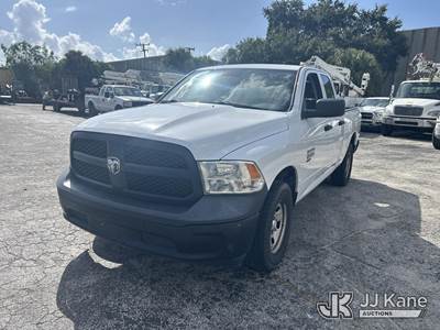 2020 RAM 1500 Classic Extended-Cab Pickup Truck