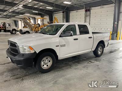 2016 RAM 1500 Crew-Cab Pickup Truck