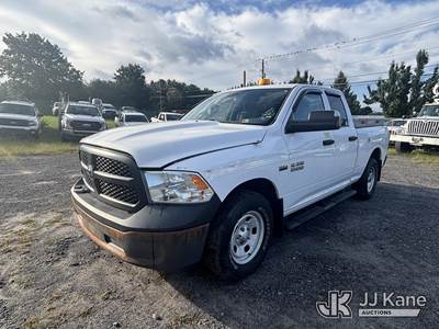 2017 RAM 1500 4x4 Extended-Cab Pickup Truck