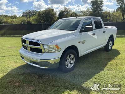 2021 RAM 1500 Classic Tradesman Crew Cab SWB Pickup Truck