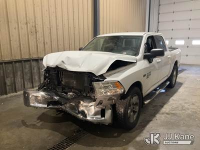 2019 RAM 1500 Classic 4x4 Crew-Cab Pickup Truck