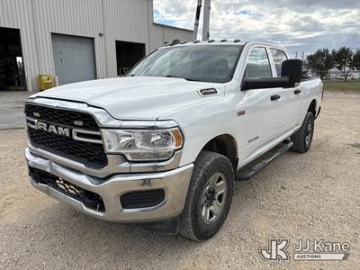 2020 RAM 2500 4x4 Crew-Cab Pickup Truck