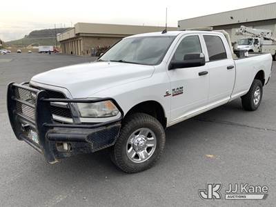 2015 RAM 2500 Crew-Cab Pickup Truck