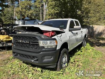 2019 RAM 2500 4x4 Crew-Cab Pickup Truck