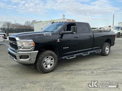 2019 RAM 2500 4x4 Crew-Cab Pickup Truck