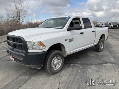 2017 RAM 2500 4x4 Crew-Cab Pickup Truck
