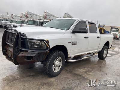 2014 RAM 2500 4x4 Crew-Cab Pickup Truck