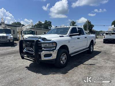 2020 RAM 2500 4x4 Crew-Cab Pickup Truck