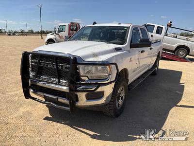 RAM 3500 4x4 Truck