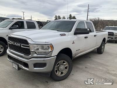 2020 RAM 3500 4x4 Crew-Cab Pickup Truck
