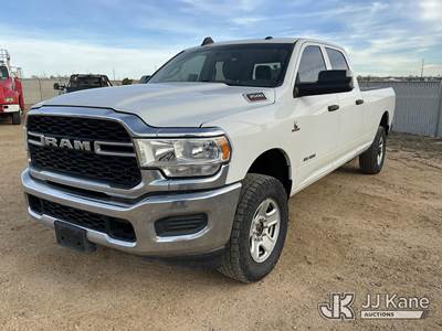 2019 RAM 3500 4x4 Crew-Cab Pickup Truck