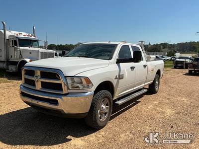 2018 Ram 3500 4x4 Crew-Cab Pickup Truck