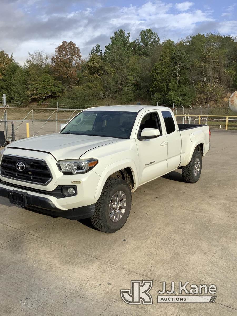 2017 Toyota Tacoma 4x4 Extended-Cab Pickup Truck For Sale, 186,922 ...