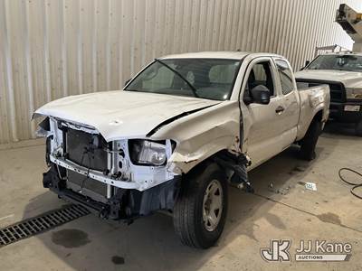 Toyota Tacoma 4x4 Truck