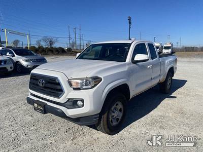 2016 Toyota Tacoma 4x4 Extended-Cab Pickup Truck