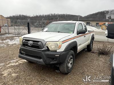 2015 Toyota Tacoma 4x4 Extended-Cab Pickup Truck