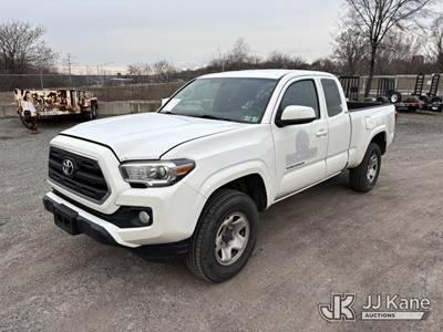2016 Toyota Tacoma 4x4 Extended-Cab Pickup Truck