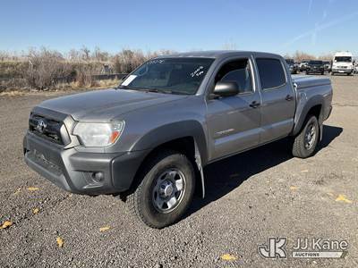 2014 Toyota Tacoma 4x4 Crew-Cab Pickup Truck