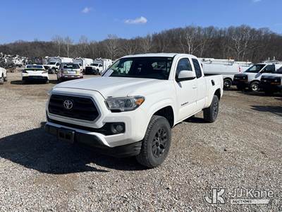 2016 Toyota Tacoma 4x4 Extended-Cab Pickup Truck