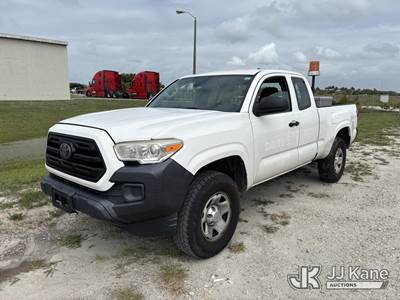 2018 Toyota Tacoma 4x4 Extended-Cab Pickup Truck