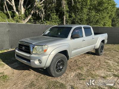 2006 Toyota Tacoma 4x4 Crew-Cab Pickup Truck