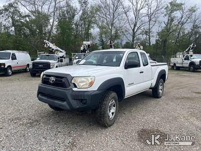 2015 Toyota Tacoma 4x4 Extended-Cab Pickup Truck
