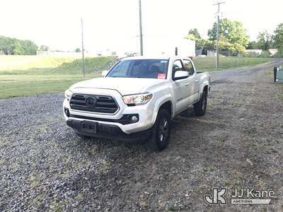 2019 Toyota Tacoma 4x4 Crew-Cab Pickup Truck