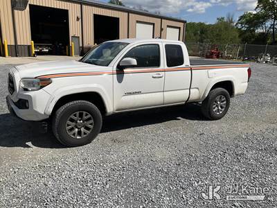 2019 Toyota Tacoma 4x4 SR5 Access Cab Extended-Cab Pickup Truck