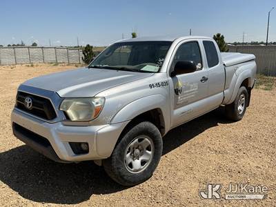 2013 Toyota Tacoma 4x4 Extended-Cab Pickup Truck