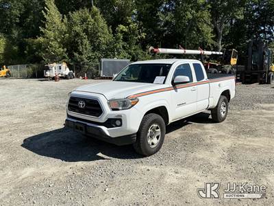 2016 Toyota Tacoma 4x4 Extended-Cab Pickup Truck