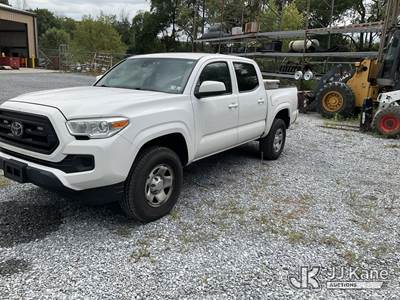 2020 Toyota Tacoma 4x4 Crew-Cab Pickup Truck