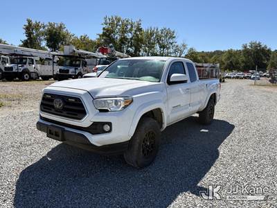 2019 Toyota Tacoma 4x4 Extended-Cab Pickup Truck
