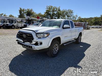 2018 Toyota Tacoma 4x4 Extended-Cab Pickup Truck