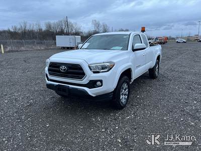2017 Toyota Tacoma SR5 Access Cab V6 6AT 4WD Extended-Cab Pickup Truck