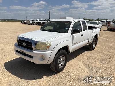 2008 Toyota Tacoma Extended-Cab Pickup Truck