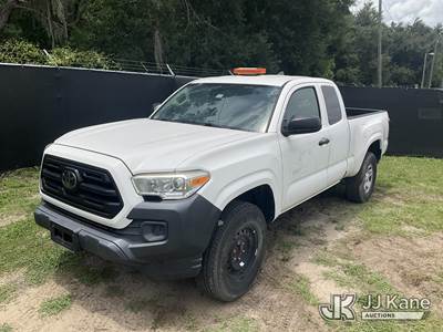 2019 Toyota Tacoma Extended-Cab Pickup Truck