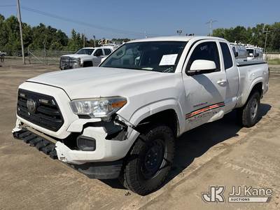 2019 Toyota Tacoma Extended-Cab Pickup Truck