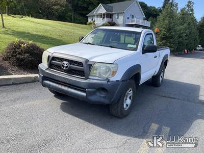 2011 Toyota Tacoma Pickup Truck