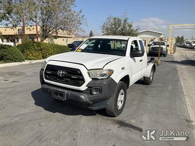2017 Toyota Tacoma SR5 Access Cab I4 6AT Rear Load Trash Truck