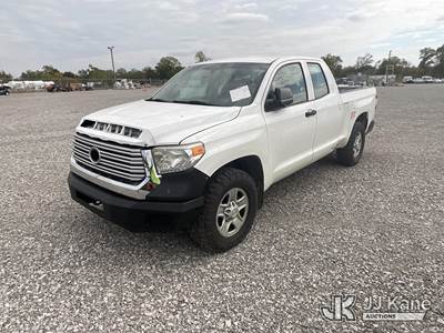 2014 Toyota Tundra SR5 Double Cab Pickup Truck