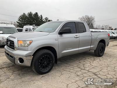 2007 Toyota Tundra 4x4 Crew-Cab Pickup Truck