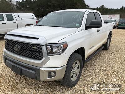 2018 Toyota Tundra 4x4 Crew-Cab Pickup Truck