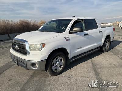2013 Toyota Tundra 4x4 Crew-Cab Pickup Truck