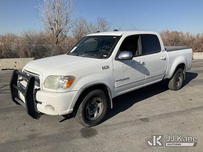 2006 Toyota Tundra 4x4 Crew-Cab Pickup Truck