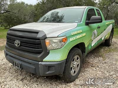 2015 Toyota Tundra Crew-Cab Pickup Truck