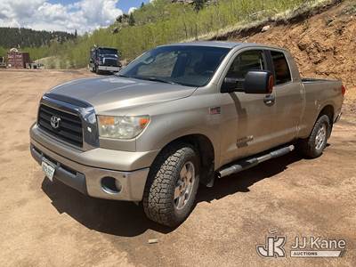 2008 Toyota Tundra 4x4 Crew-Cab Pickup Truck