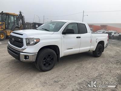 2019 Toyota Tundra SR5 Extended-Cab Pickup Truck