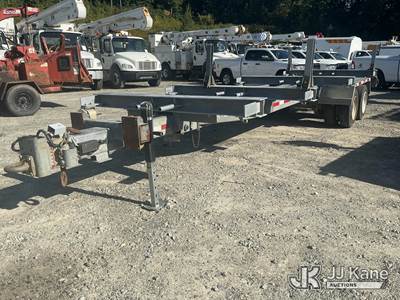 2015 Sauber 4500 Galvanized T/A Extendable Pole Trailer