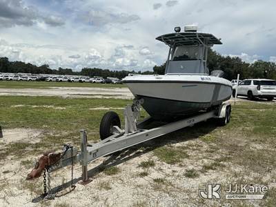 2005 Donzi 260CC Center Console Boat